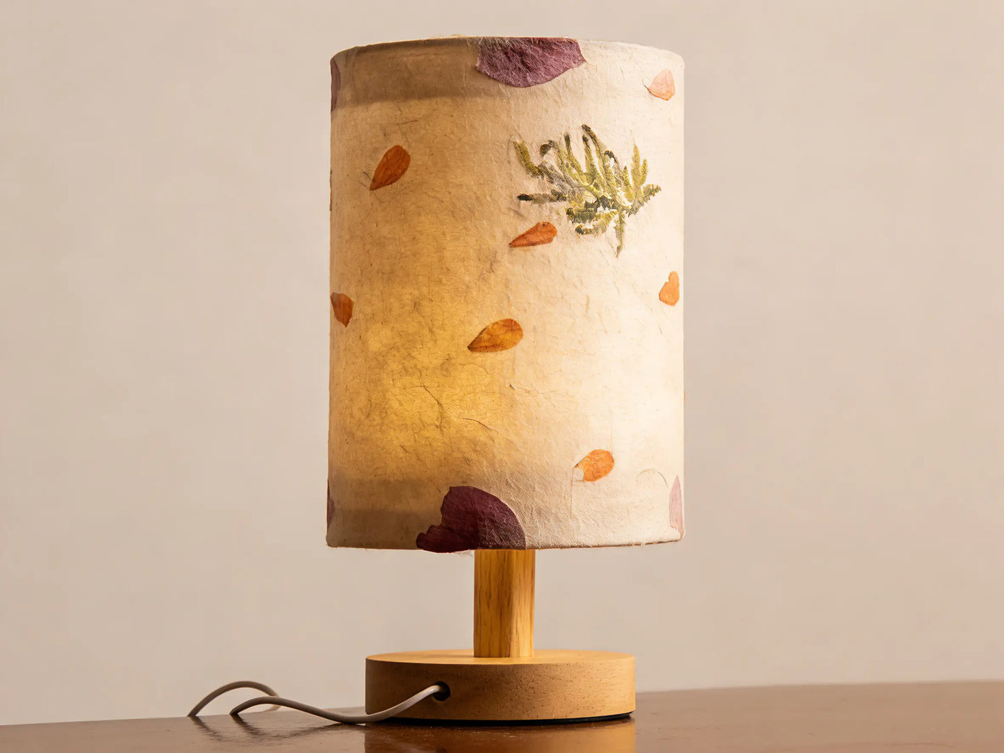 Round Table Lamp ¨C Heritage Mulberry Bark Paper Table Lamp, Traditional Chinese Handcrafted Lighting