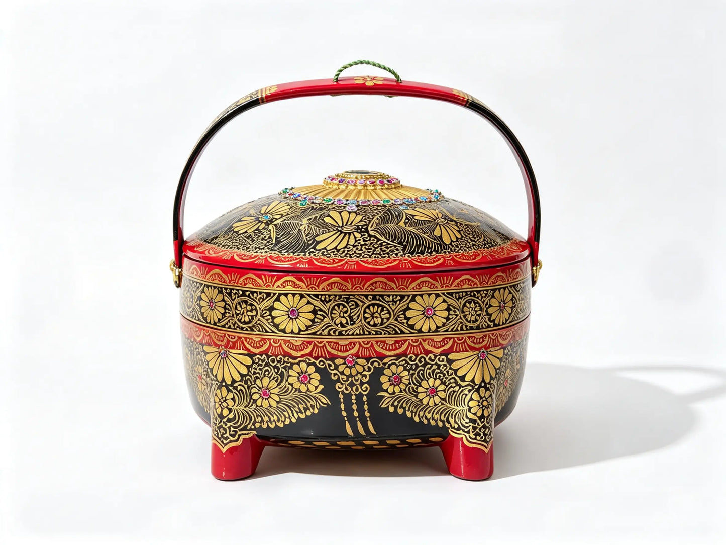 Traditional Gold-Traced Lacquerware, Yunnan Dai Heritage Lacquer Art, Handcrafted Chinese Lacquerware