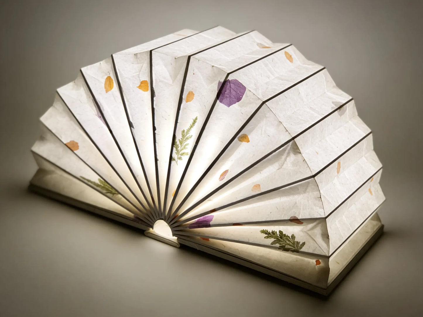 Folding Book Lamp ¨C Heritage Mulberry Bark Paper Table Lamp, Handcrafted Traditional Chinese Lighting