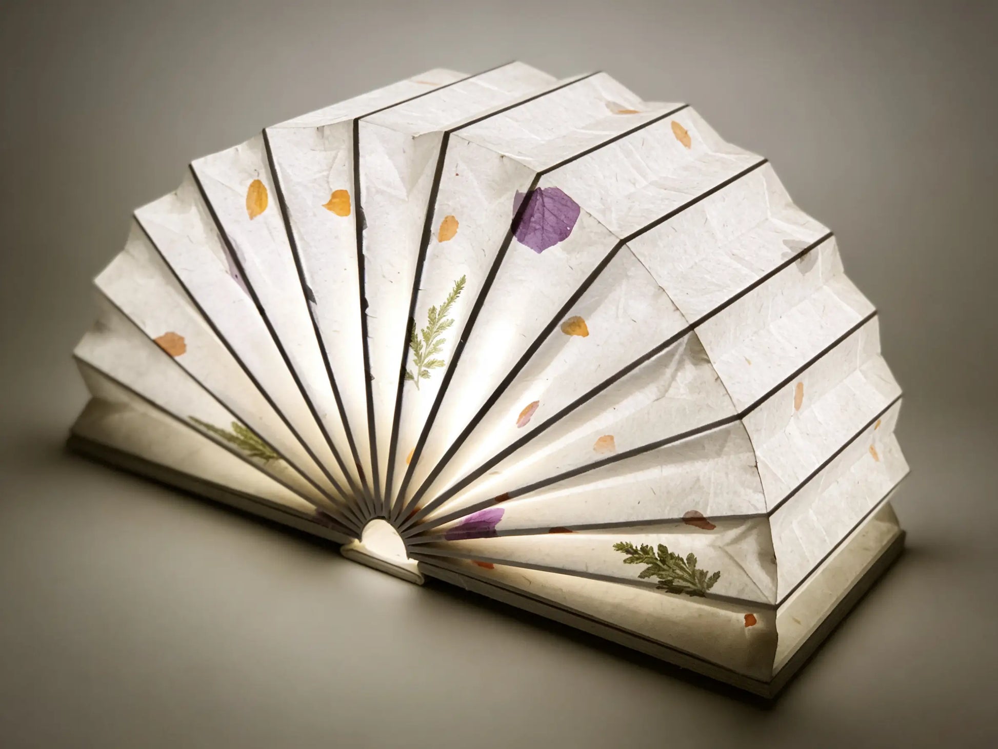 Folding Book Lamp ¨C Heritage Mulberry Bark Paper Table Lamp, Handcrafted Traditional Chinese Lighting