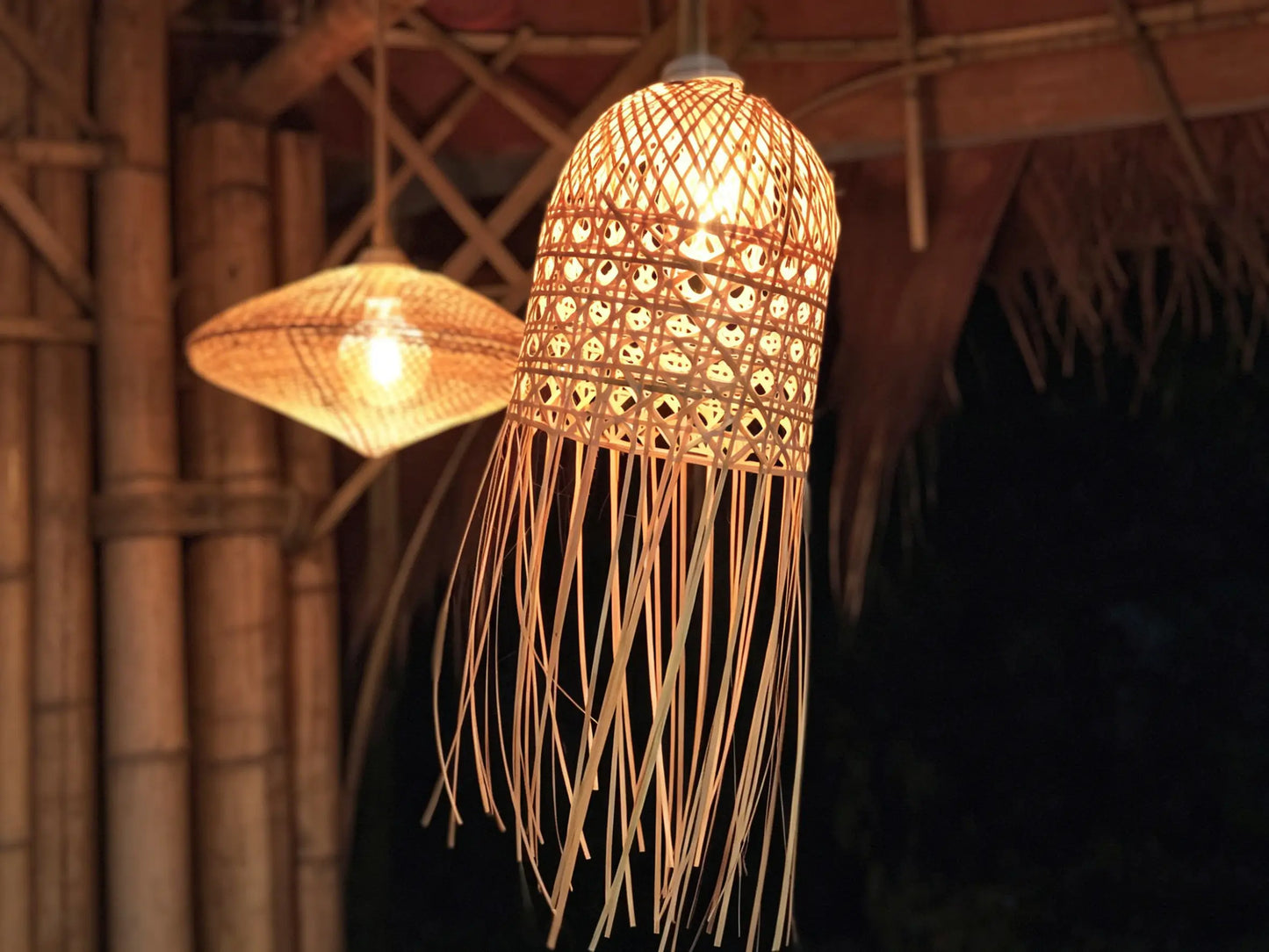 Jellyfish Lamp ¨C Heritage Handwoven Bamboo Pendant Light, Traditional Chinese Bamboo Lighting