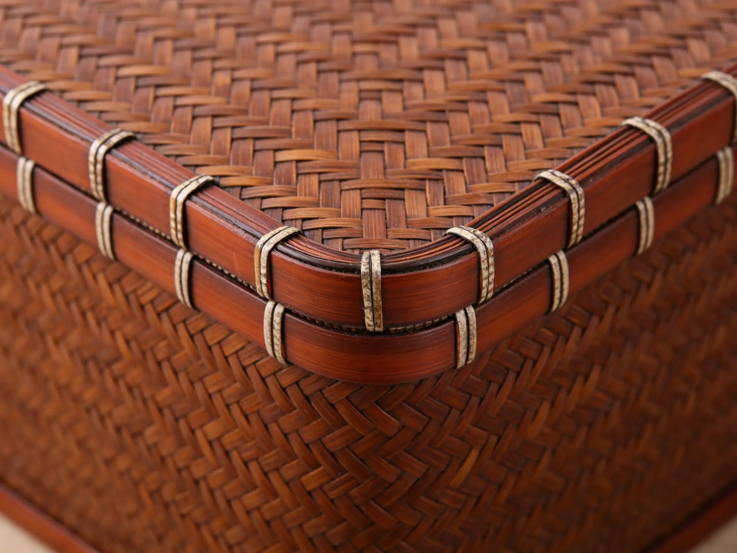 Natural Woven Bamboo Storage Trunk, Handwoven Yunnan Bamboo Trunk, Traditional Chinese Craft