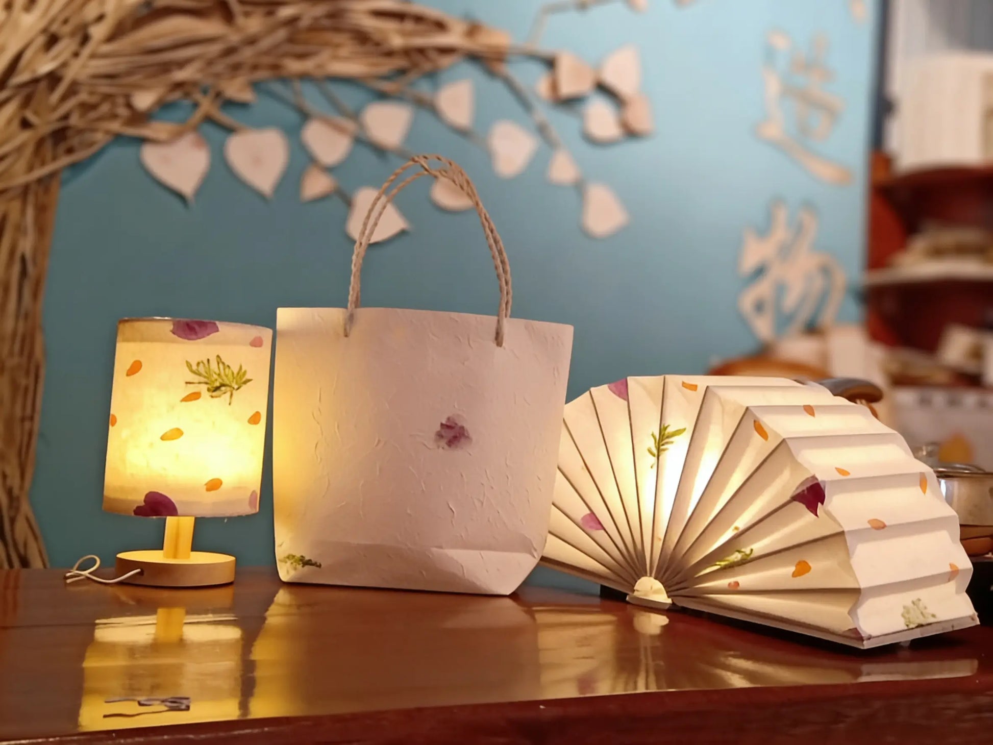 Folding Book Lamp ¨C Heritage Mulberry Bark Paper Table Lamp, Handcrafted Traditional Chinese Lighting