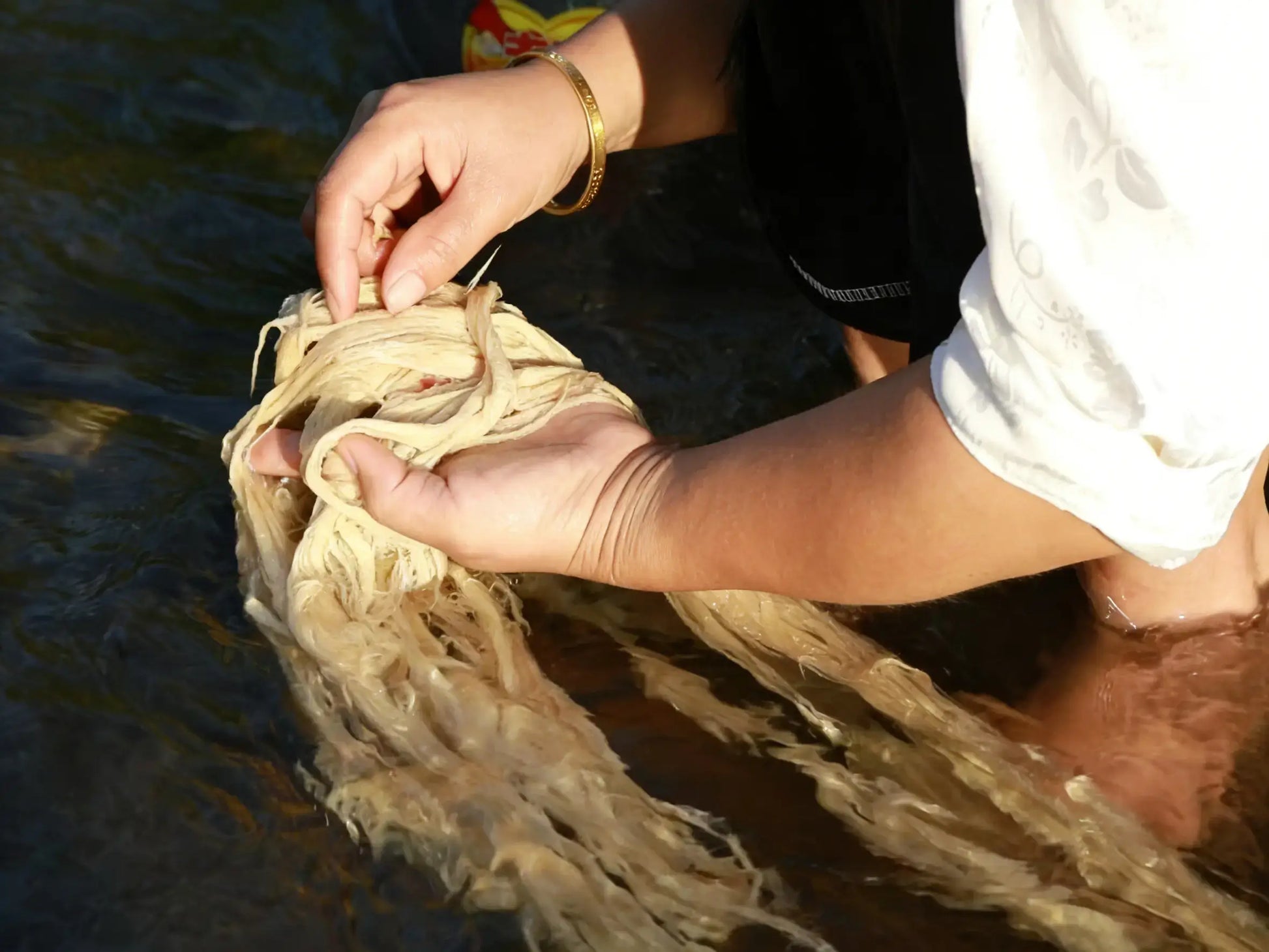 Handmade Textured Heritage Paper Scroll, Traditional Chinese Mulberry Bark Paper, Yunnan Handcraft